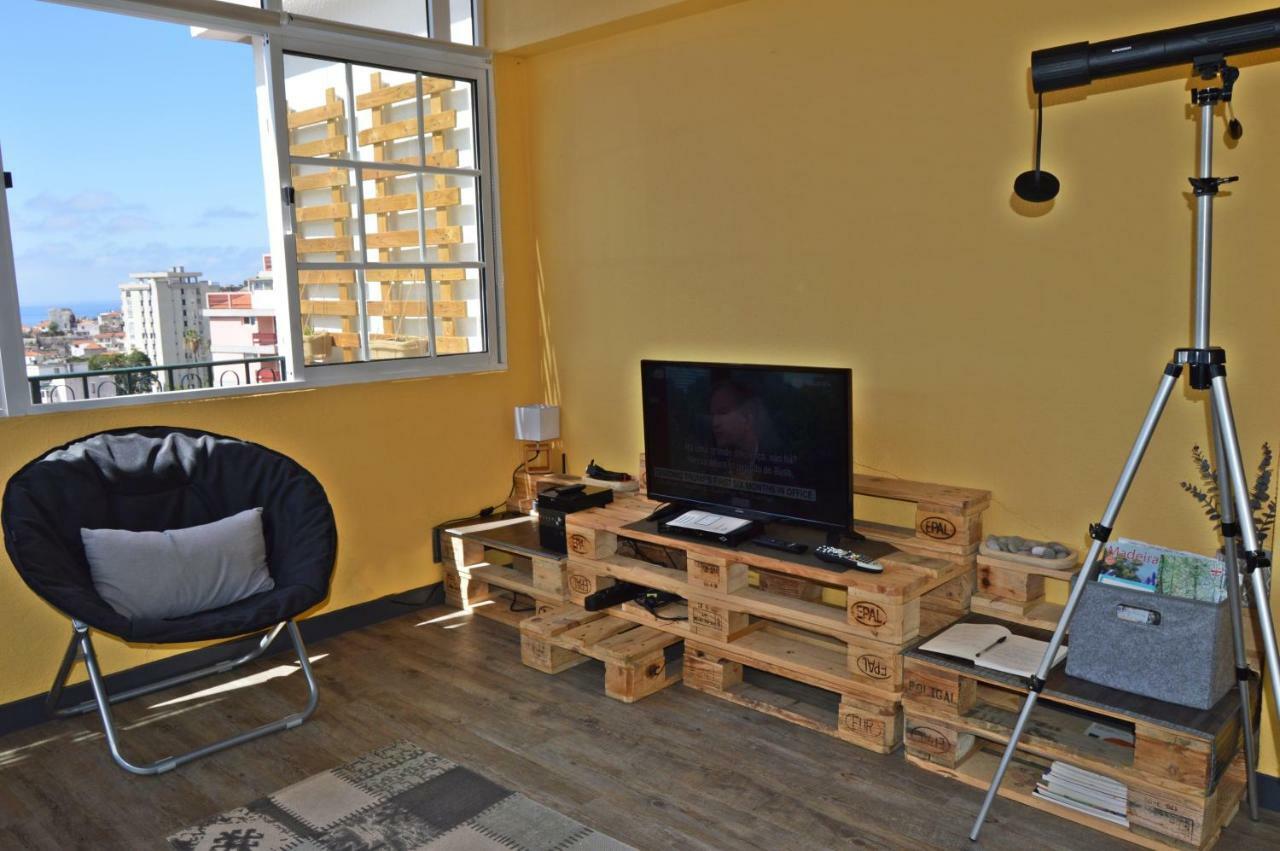 Top Floor With Balcony In Funchal ภายนอก รูปภาพ